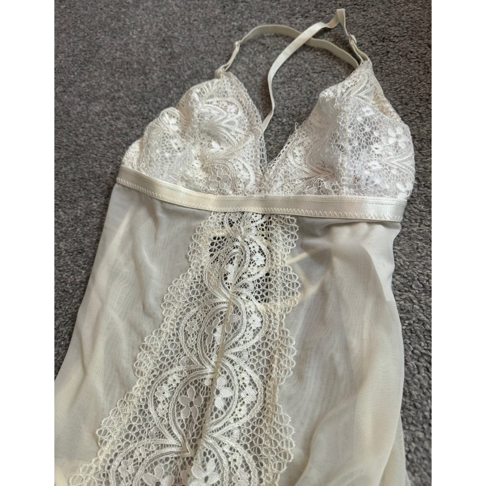 White Lace Dressy Bodysuit with Adjustable Straps and Removable Padding M/L